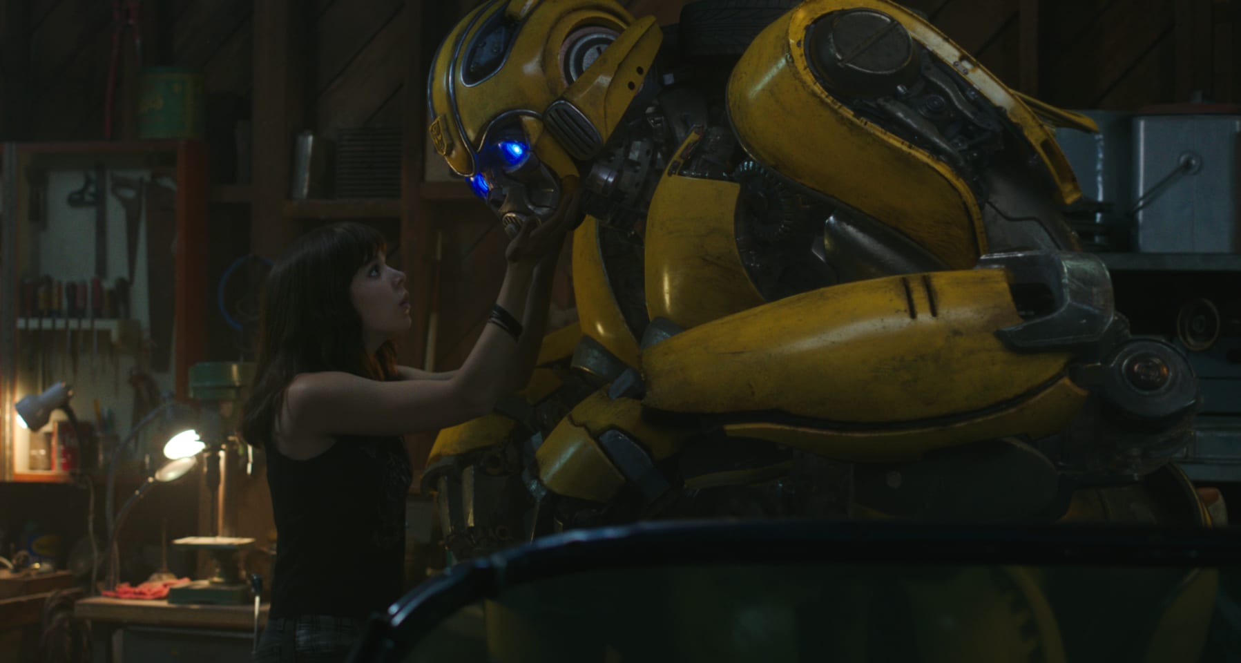 A girl and her robot (Credit: Paramount)
